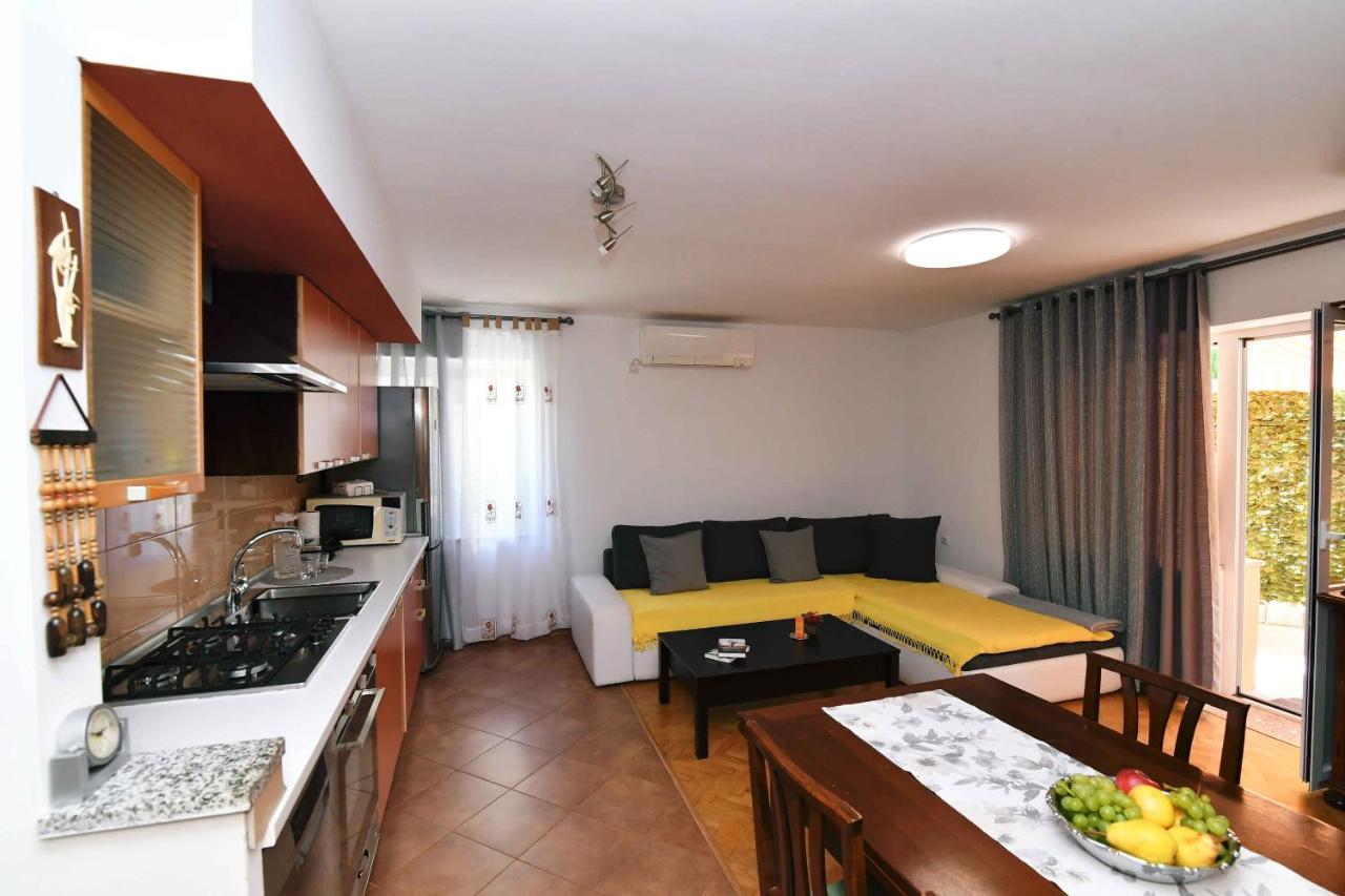 Apartment Leon Opatija Exteriör bild